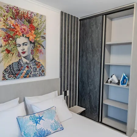 公寓 Sea View Luxury Apartments- Golden Sunset Luxury 阿赫托波尔