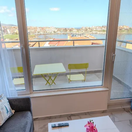 Sea View Luxury Apartments- Golden Sunset Luxury 公寓 *