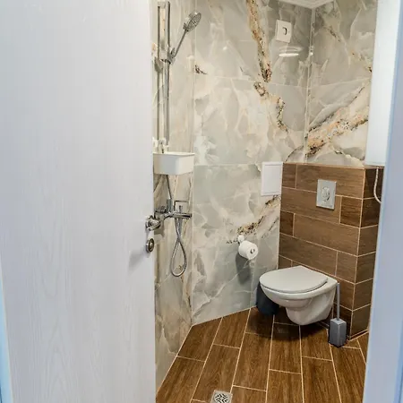 Sea View Luxury Apartments- Golden Sunset Luxury 公寓