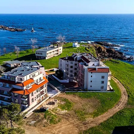 Sea View Luxury Apartments- Golden Sunset Luxury Apartman Ahtopol